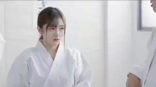 11月最新！今年下海最美御姐之一【仙女】无节制的无套啪啪 男的鸡巴太小 要虚脱，御姐修长的美腿玉足和蜜臀